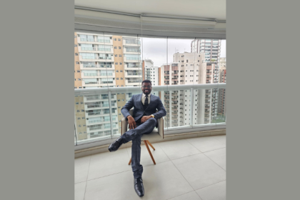 Oluwatosin Tolulope Ajidahun oferece um guia essencial sobre fertilidade para quem deseja engravidar.