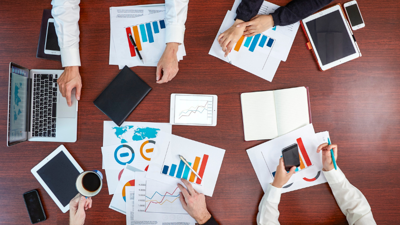 Sérgio Bento De Araújo explica como a governança de dados e a linhagem das informações são essenciais para decisões confiáveis nas organizações.