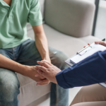 Acesso ao bem-estar no Brasil: por que saúde mental ainda é privilégio de poucos