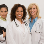 Mutirão de Saúde da Mulher amplia acesso a exames e revela desafios estruturais no Brasil