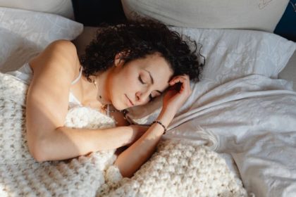 Qualidade do Sono: Por Que Acordar no Mesmo Horário Todo Dia Pode Transformar Seu Descanso